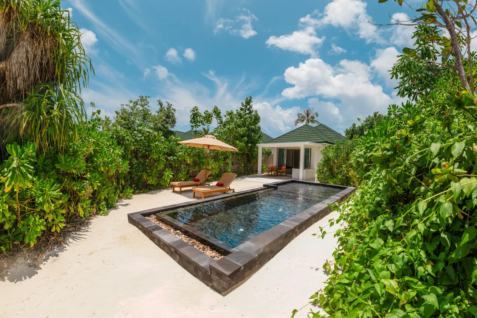 Beach Suite With Pool - фото 3