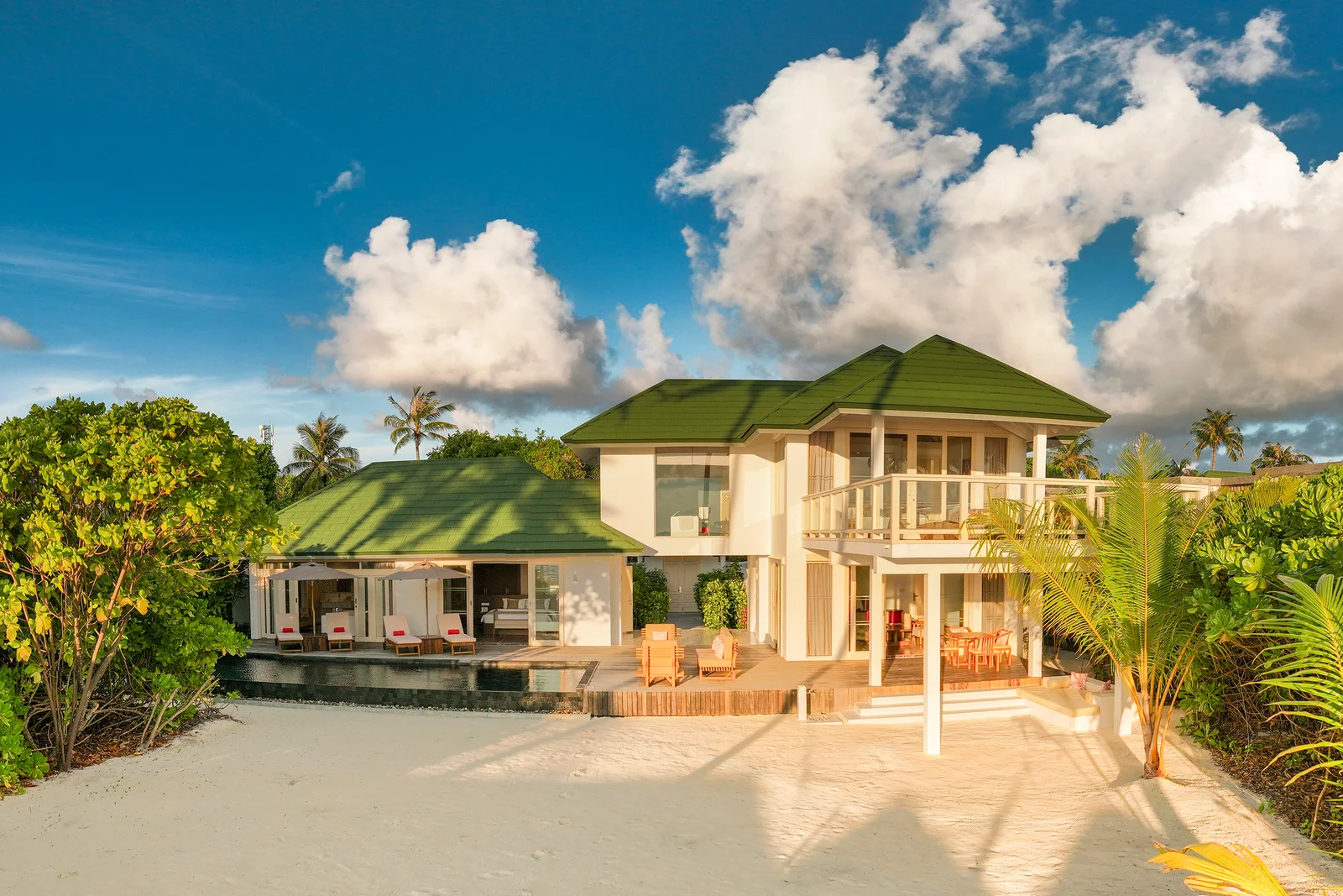 Four Bedroom Beach Residence With Pool - фото 4